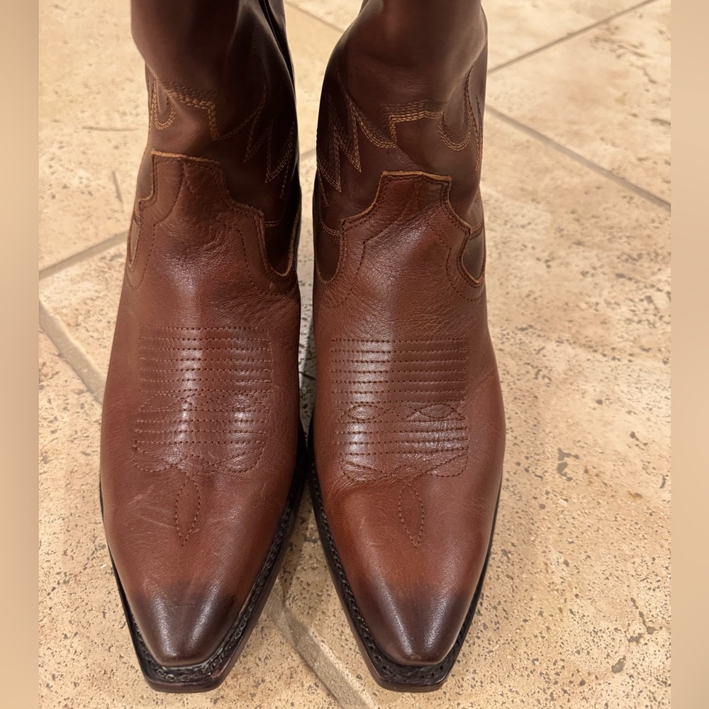 Tecovas “Annie” Brown Cowboy Boots with Stitch Detailing - Picture 5 of 10